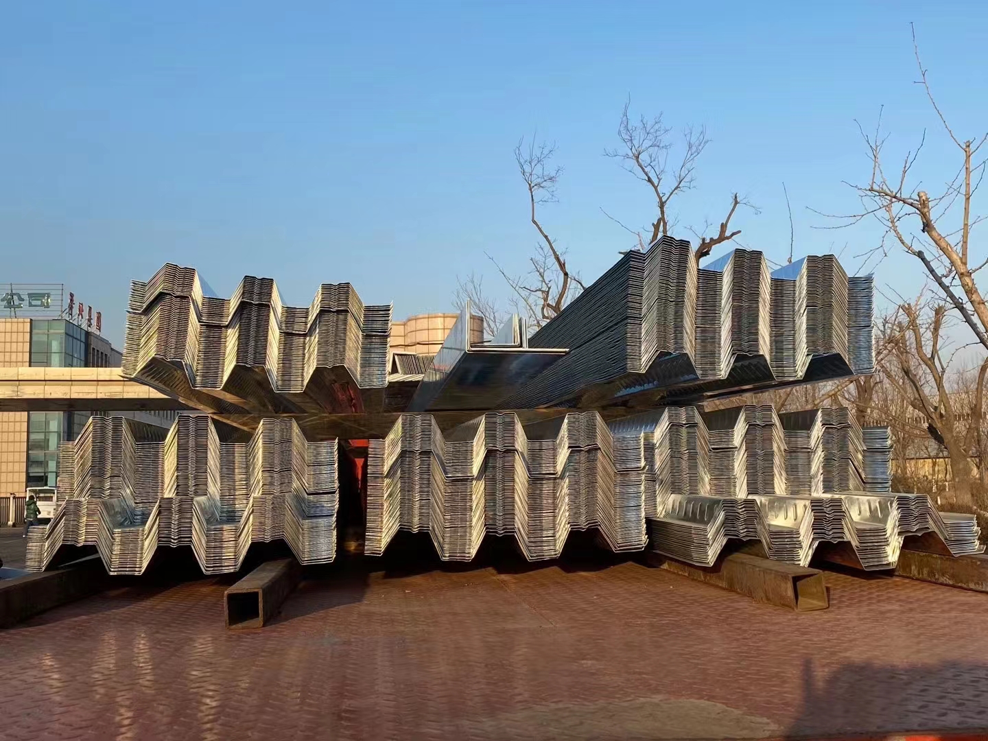 钢结构现代建筑加工施工的要求?